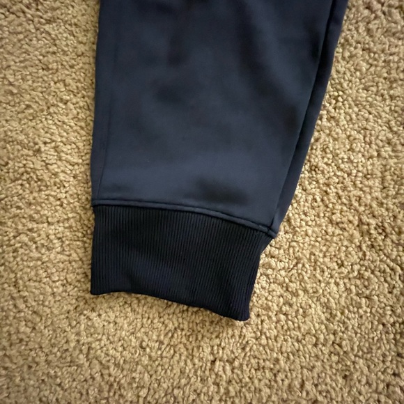 Y-4 - Picture 2 of 4